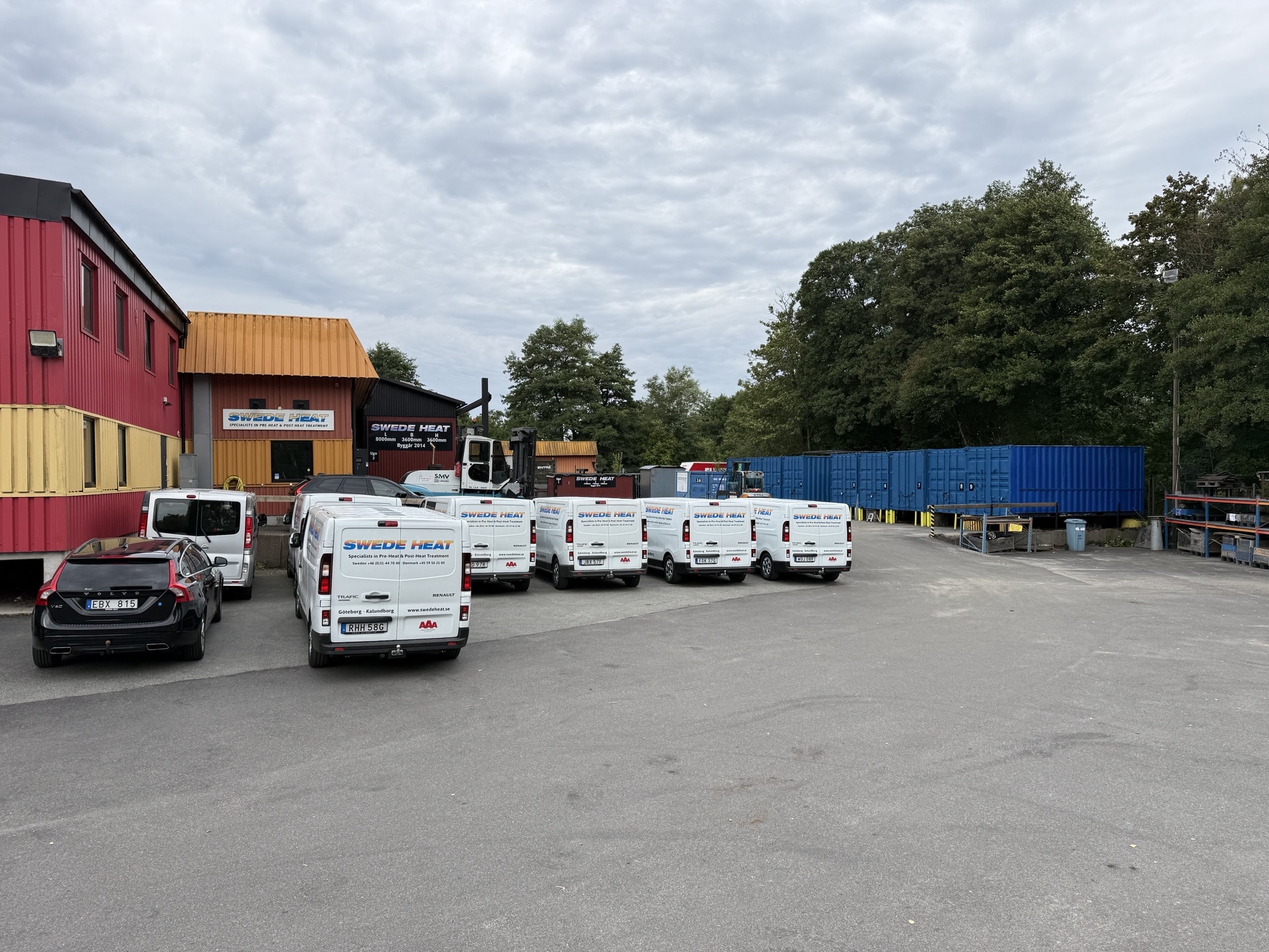 Swedeheats servicebilar och industrilokaler i Göteborg